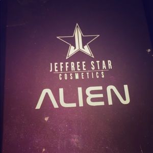 Jeffree star alien pallet